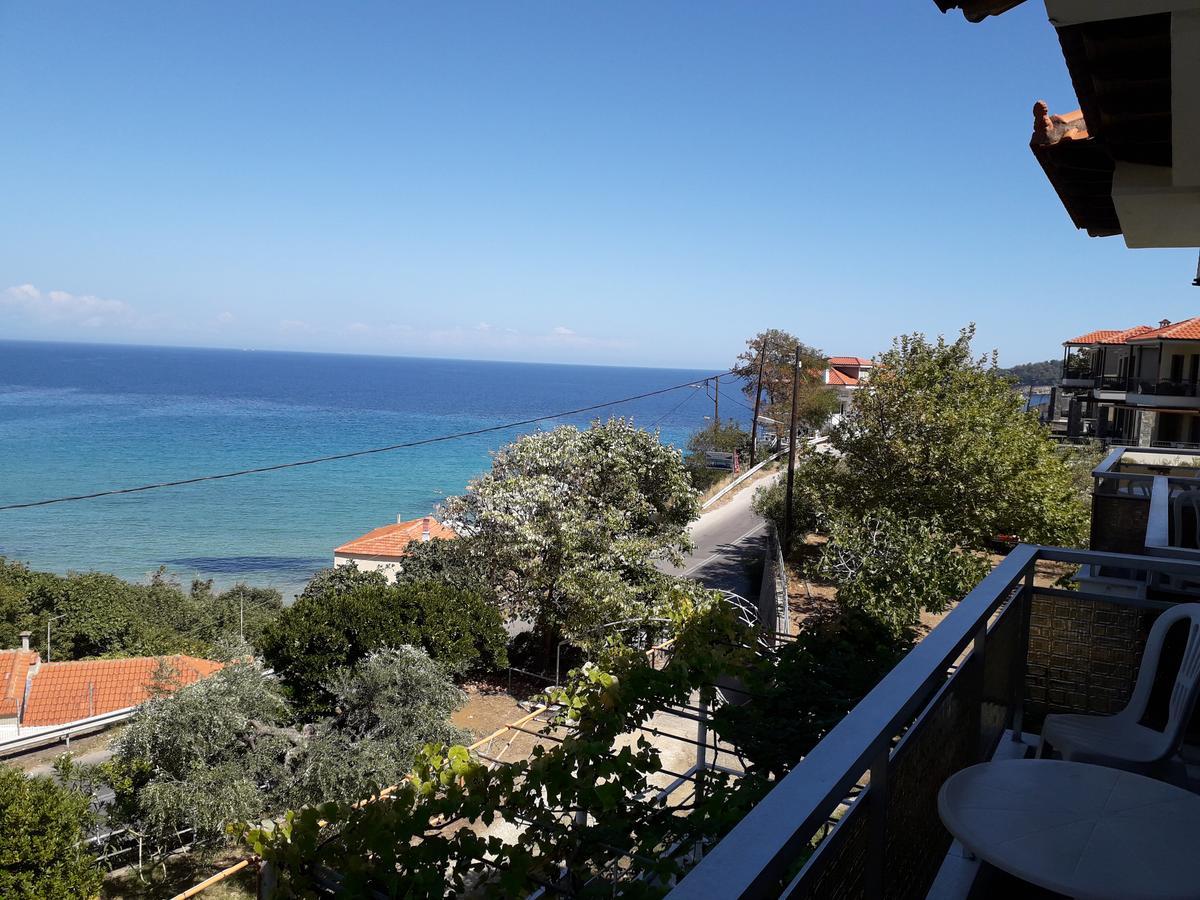 Hotel Kinira Exterior photo